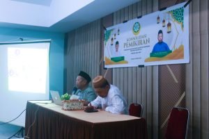 Ketua Umum DDII Pusat, KH. Dr. Adian Husaini, di Gedung Aula MIT Al Ishlah, Kota Gorontalo.JPG